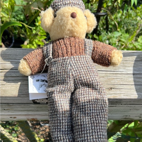 Vintage Harris Tweed Isle of Lewis Scotland Bear RAEBHAT Originals Preowned 1982 - Picture 10 of 16